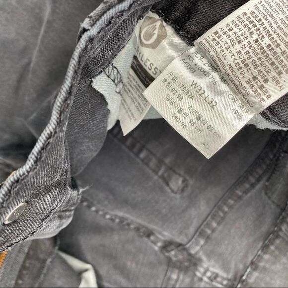 LEVI’S Black Mid-Rise Skinny Denim Jeans - Size 32 - Picture 7 of 10